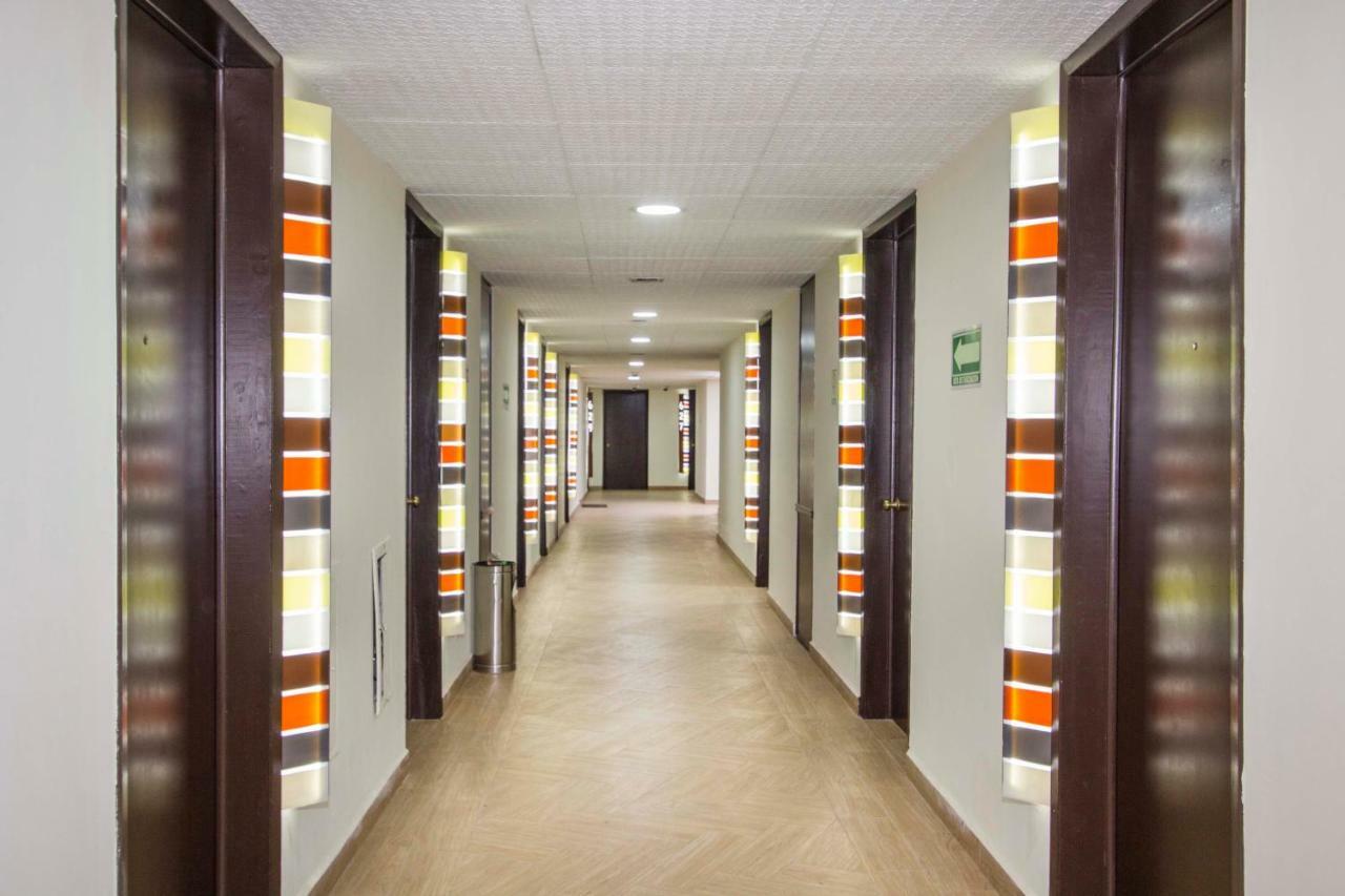 Hotel Valle De Mexico Toreo エクステリア 写真